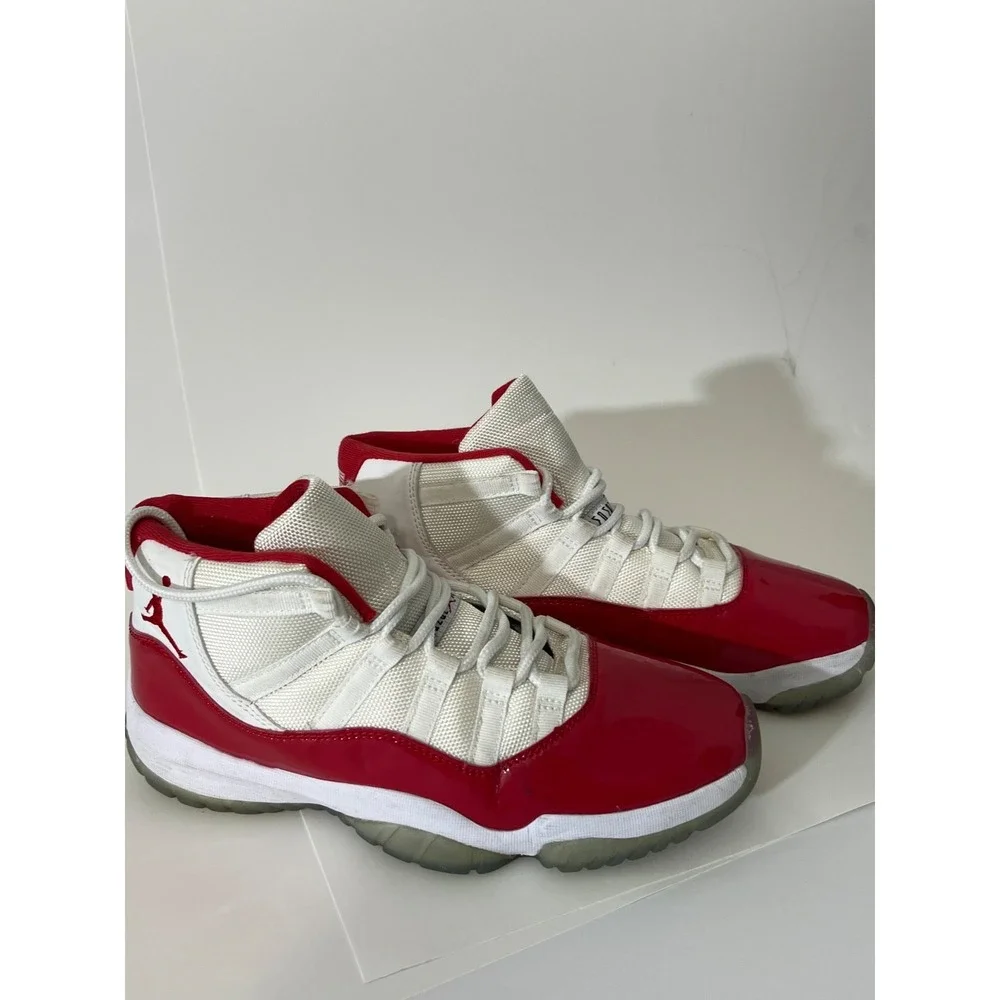 Nike Air Jordan 11‎ Retro Cherry 2022 White Varsity Red Men's Size 10 CT8012-116